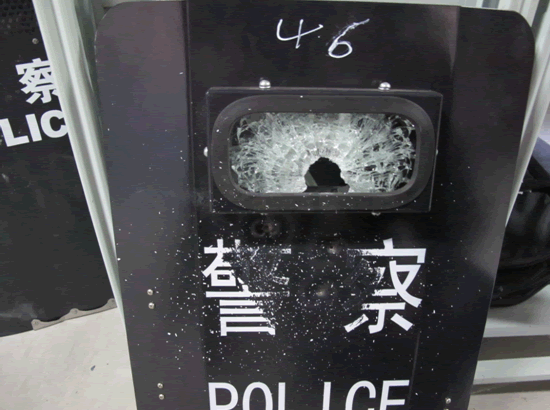 E:\BACKUP\glass\documents\市場營銷\特別顧客\崗亭-盾牌\安泰富源\防彈盾牌Test\防彈盾牌\IMG_2199.jpg